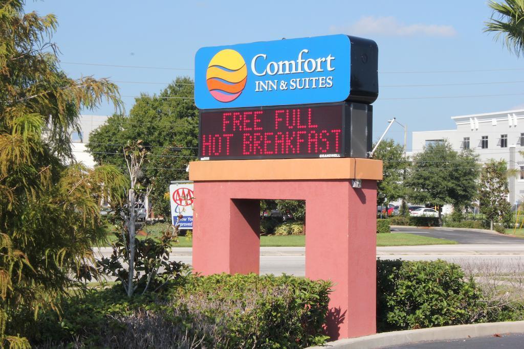 Comfort Inn & Suites Northeast - Gateway San Petersburgo Exterior foto